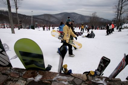 snowboard walkers