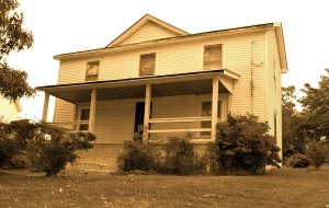 Photo By Nelson County Life ©2005-2008 : The boyhood home of Earl Hamner in Schuyler, Virginia. The old home is currently being restored. 