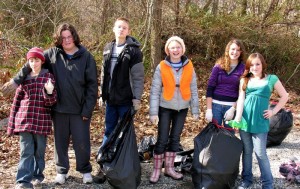 Photo By Stuart Gunter : ©2009 NCL Magazine : Students from North Branch School recently helped pick up trash on U.S. 29 in Nelson County, Virginia