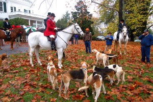 Photo By Tommy Stafford : ©2009 www.nelsoncountylife.com : Despite a rainy Sunday morning, Rita Mae Brown, Master of Foxhounds - Huntsman, talks to riders just before the start this past weekend. Click any photos to enlarge. 