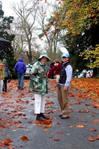 Anne Fortune Henderson speaks to Adam and Yvette at the opening hunt. Anne Fortune, allows use of her 1000 acres at Cherry Hill for various club activities and hunts. 