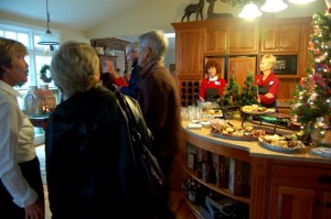 In addition to live music at the Simpson home, folks enjoyed punch and cookies on the tour. 