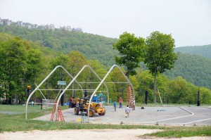 EC-PP1 Photo By Paul Purpura : ©2010 www.nelsoncountylife.com : Workers at Wintergreen were busy putting up the frame for the Evans Center Tent on Wednesday before thunderstorms moved through. Click to enlarge.