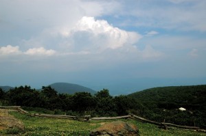 Photo By Tommy Stafford : Thunderstorms develop to the east of Founders' Vision Overlook as seen from atop Wintergreen Mountain. Scattered thunderstorms are expected through the weekend here in Nelson. 