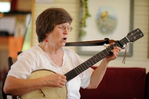 Dinah Ashely plays music at The Java Depot as part of another stop on the loop. 
