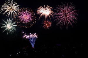 Wintergreen Fireworks - 0067-46-49-81-48