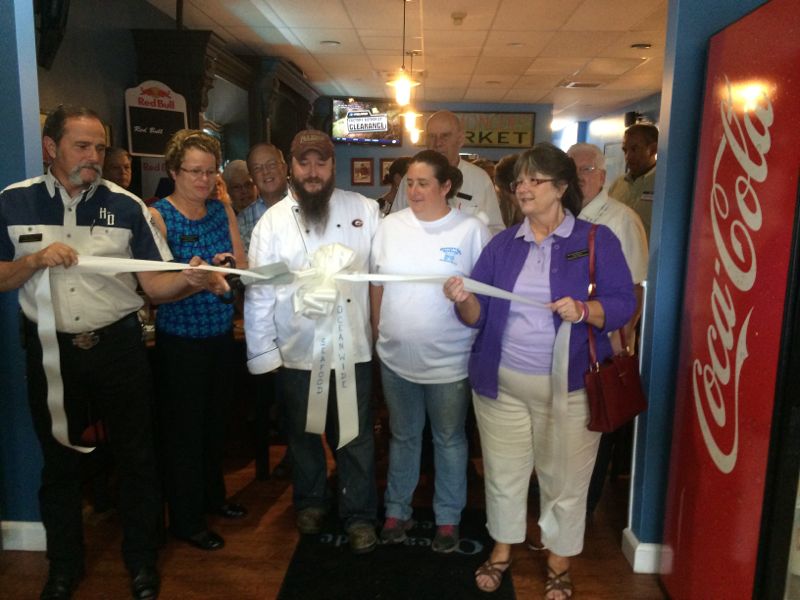 Oceanwide Seafood Celebrates With Ribbon Cutting