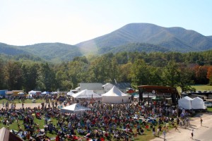 ©2010-2014 Blue Ridge Life : Photo By BRL Photographer Hayley Osborne : From atop the roof of Devils Backbone Brewing in Roseland, a shot from the early dayd of The Festy in 2010. - The event celebrates it's fifth season this weekend. 