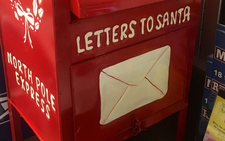 Nelson : Nellysford : Santa’s Mailbox Ready For Letters To North Pole!