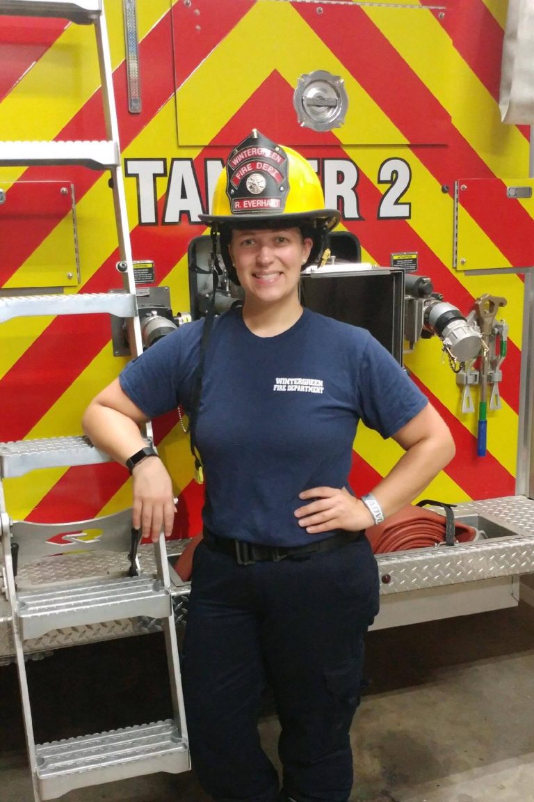 Renee Everhart : Fight To The Finish : A Nelson County Firefighter Reinvents Herself