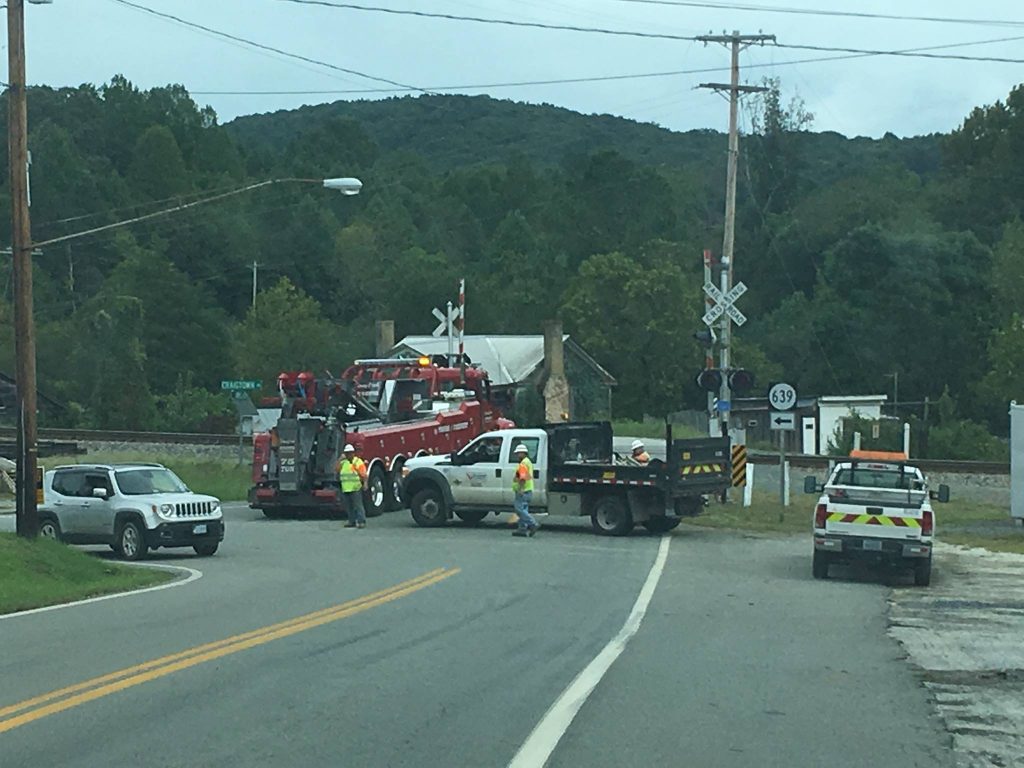 TRAFFIC ALERT Nelson / Shipman Route 56 In Shipman (Updated 407 PM