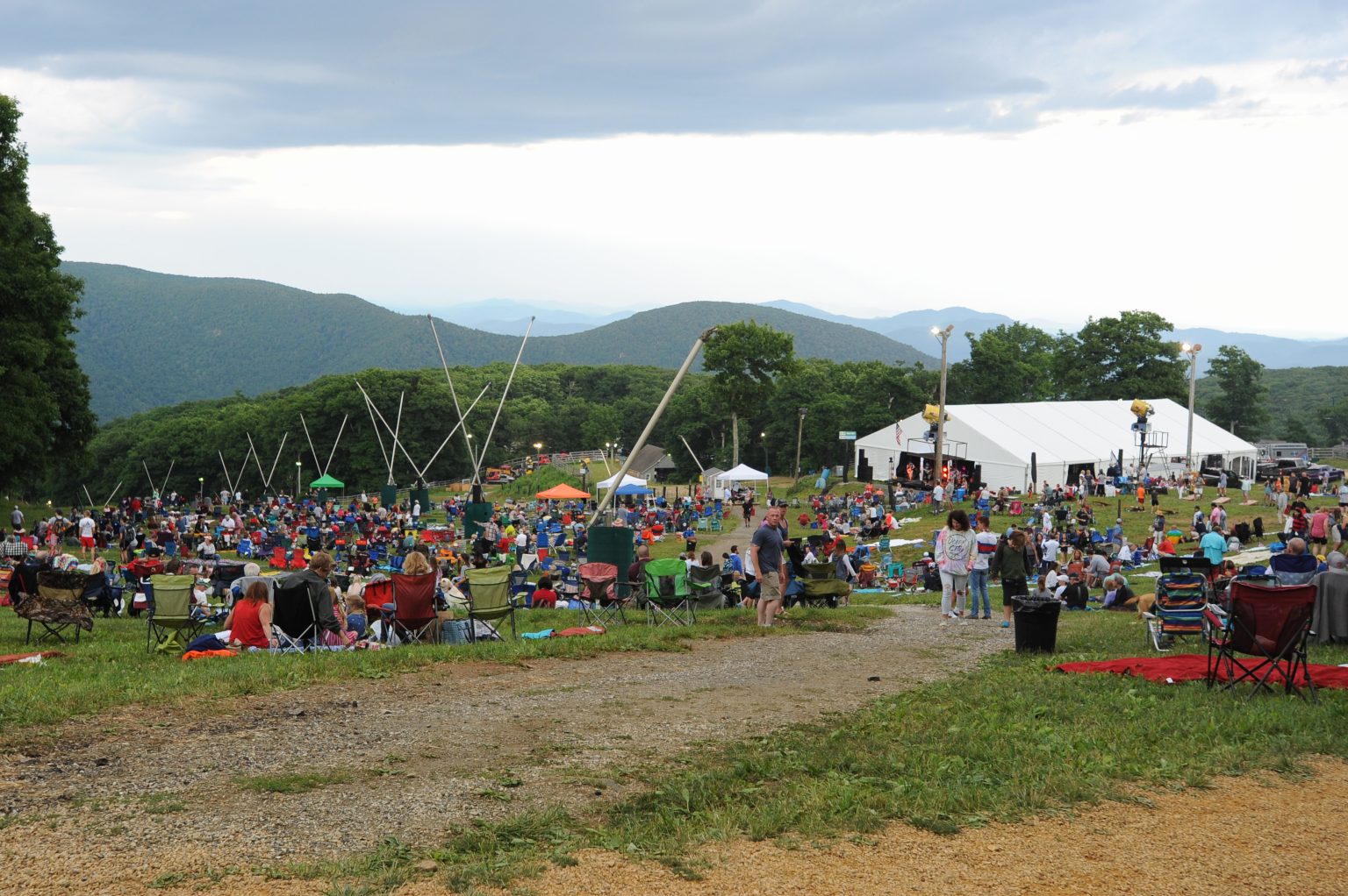Boom! Fireworks Return to Wintergreen After Year Long Hiatus Blue