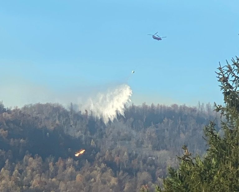 Updated 11.17.23:  Large Brushfire On Afton Mountain Causes Traffic Nightmare : Fire Contained – Normal Traffic Flowing