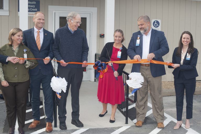 Nelson : UVA Makes It Official : New Pharmacy Opens in Nellysford